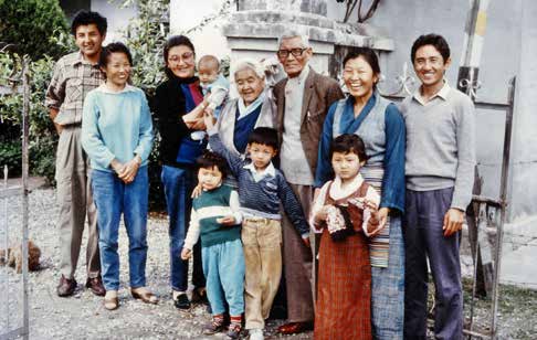 Die Taring-Familie 1989 in Dehradun