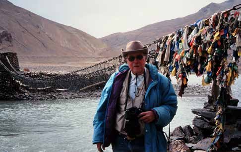 Eisenkettenbrücke Tangton Gyalpos über den Tsangpo in Tibet,
 2003